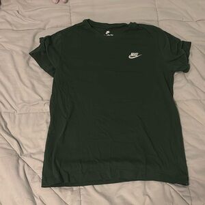 Nike women’s size medium, men’s small t-shirt dark green olive